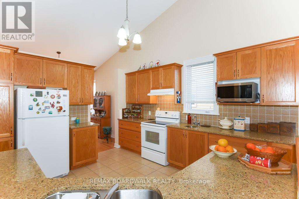 1861 Mickelberry Crescent, Ottawa, ON