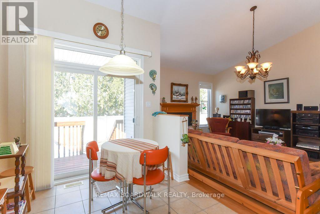 1861 Mickelberry Crescent, Ottawa, ON