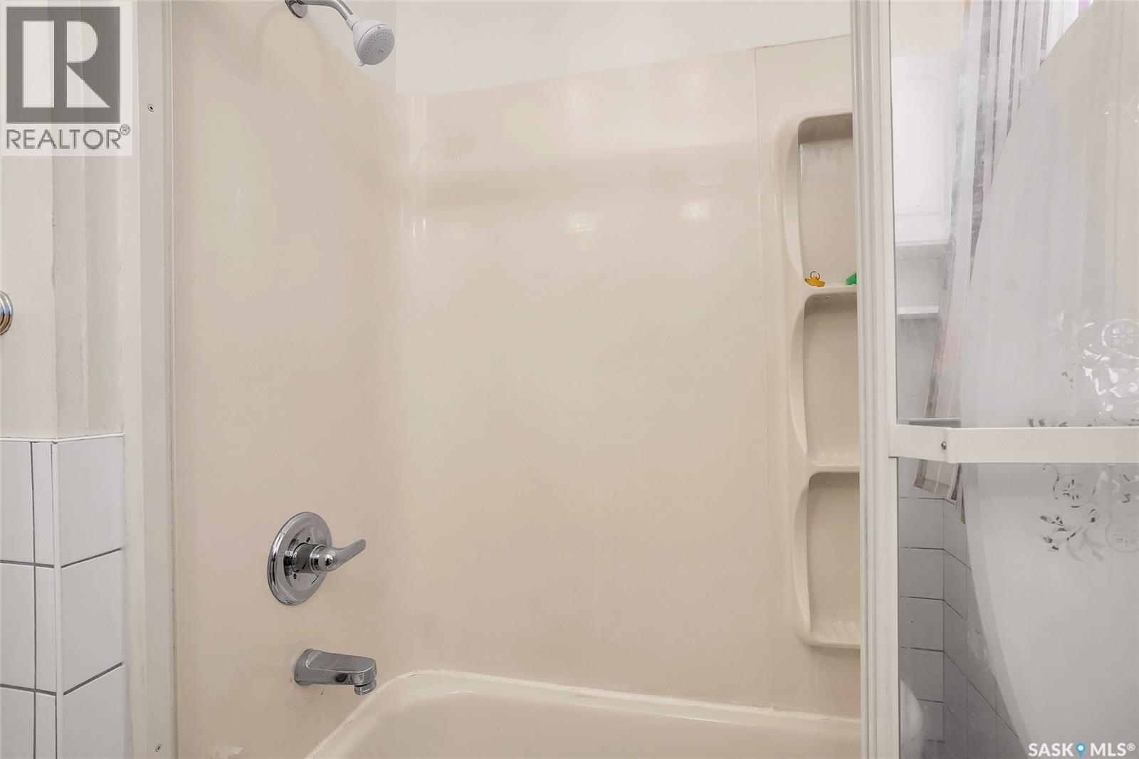 1532 Cairns Avenue, Saskatoon, SK