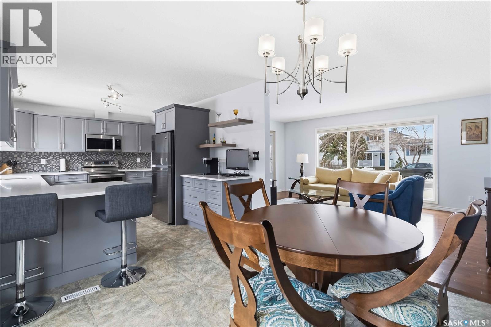 3001 Eastview, Saskatoon, SK