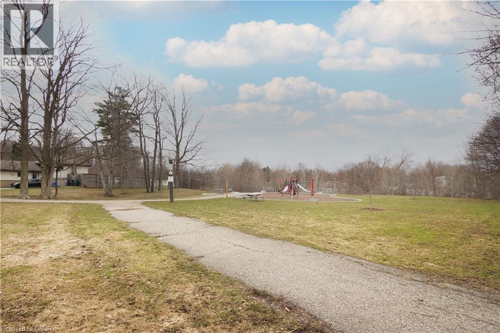 Surrounding community - 89 Lynnhaven Court, Kitchener, ON - Outdoor With View