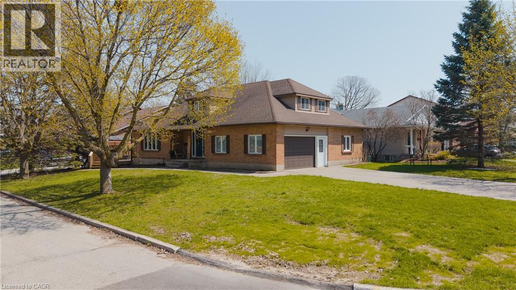 381 Timlock Place, Waterloo, ON - Outdoor With Facade