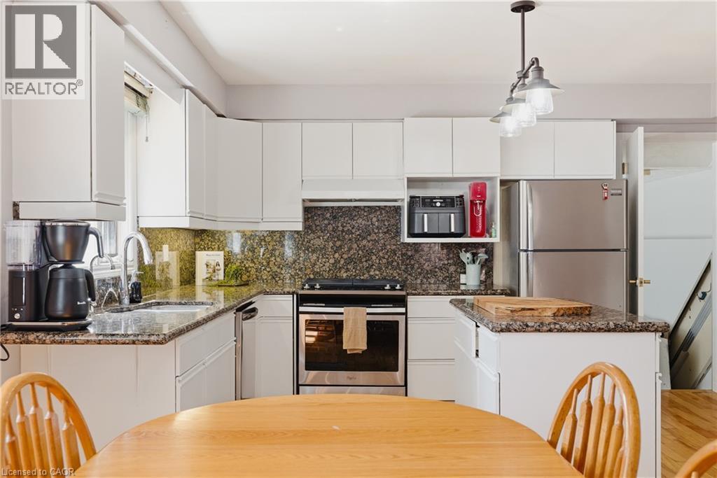 381 Timlock Place, Waterloo, ON - Indoor