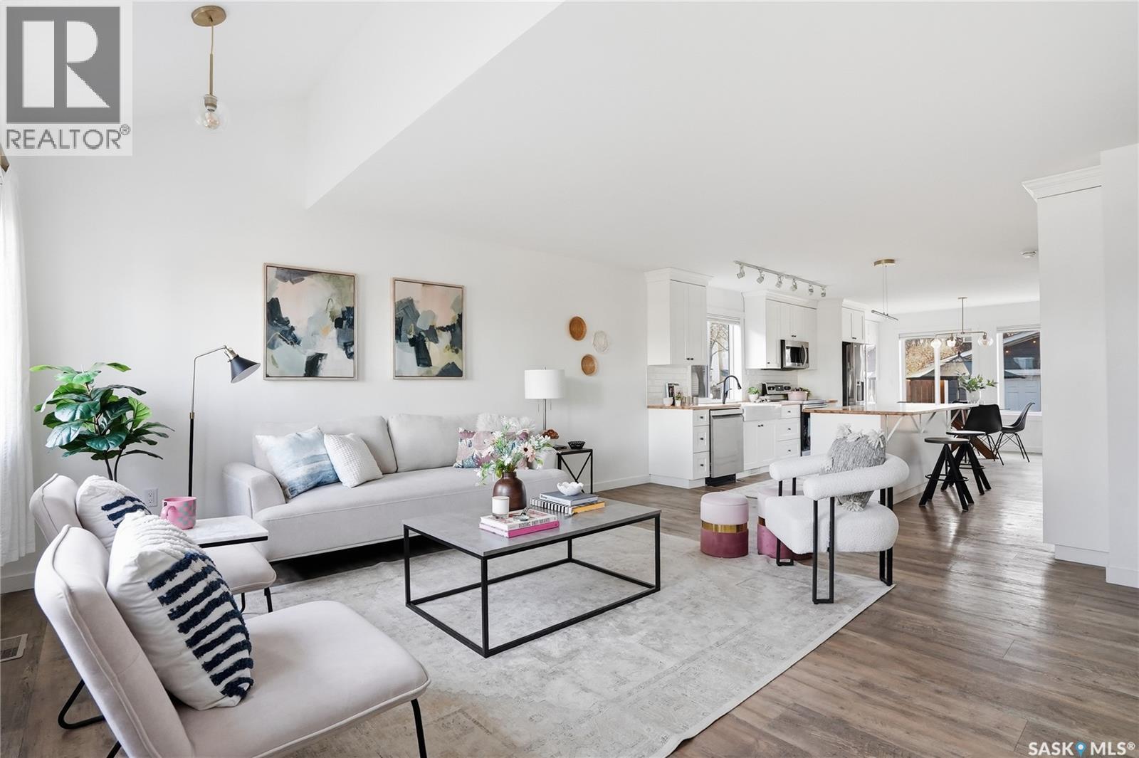 917 5Th Street E, Saskatoon, SK