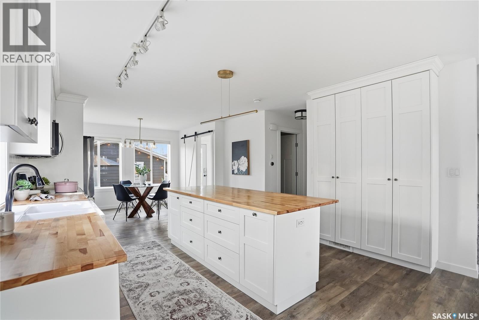 917 5Th Street E, Saskatoon, SK