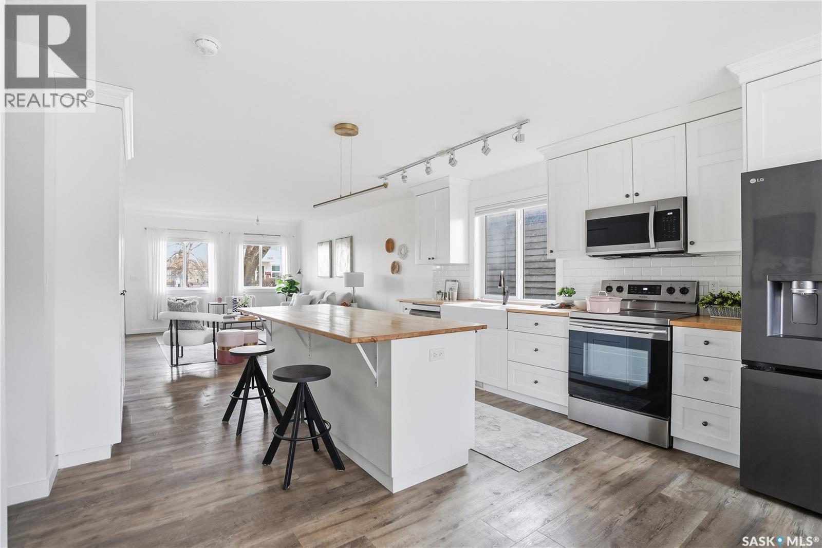 917 5Th Street E, Saskatoon, SK