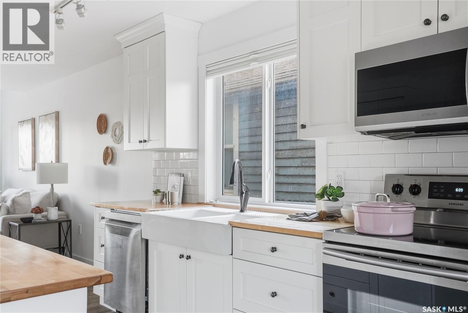 917 5Th Street E, Saskatoon, SK