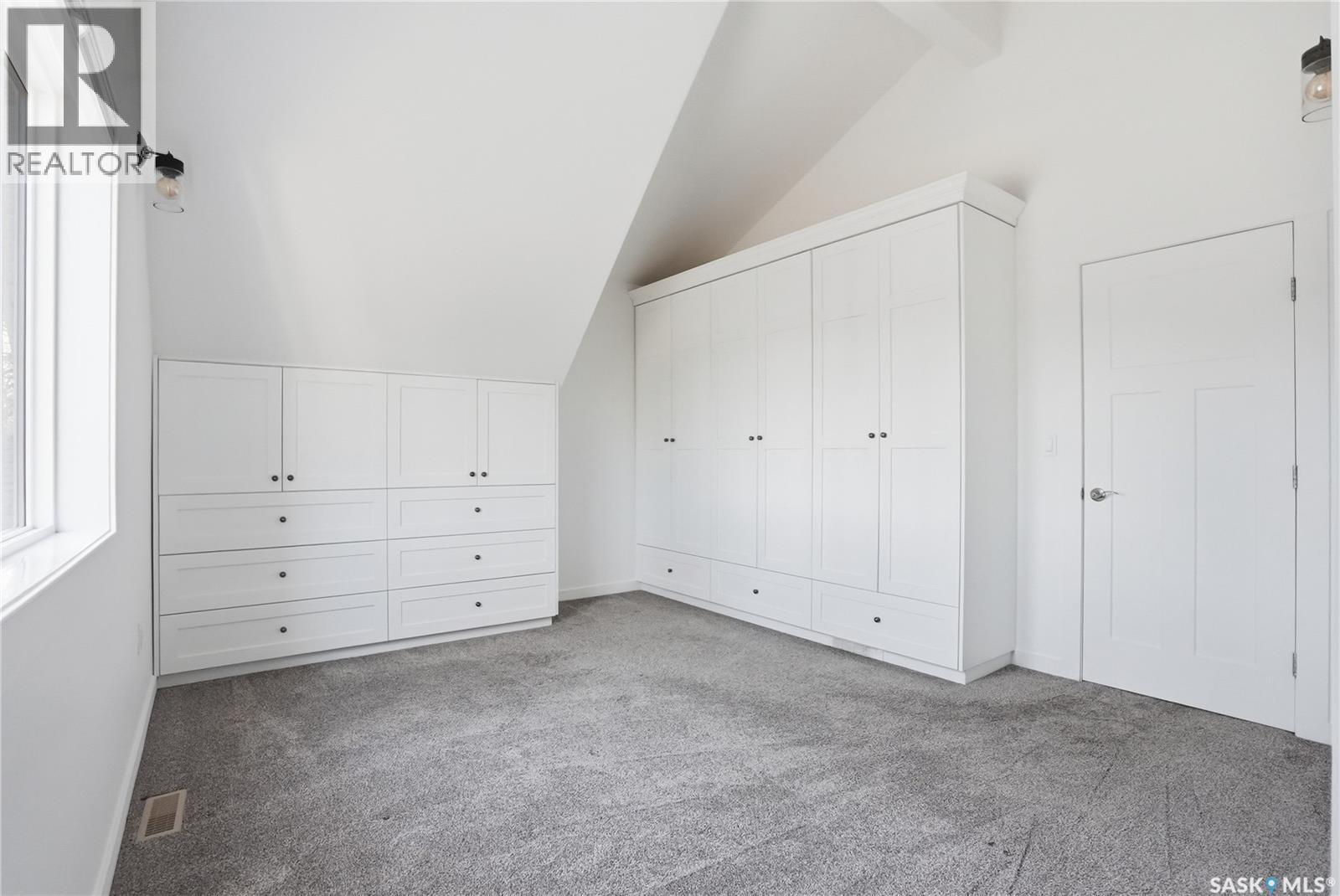 917 5Th Street E, Saskatoon, SK