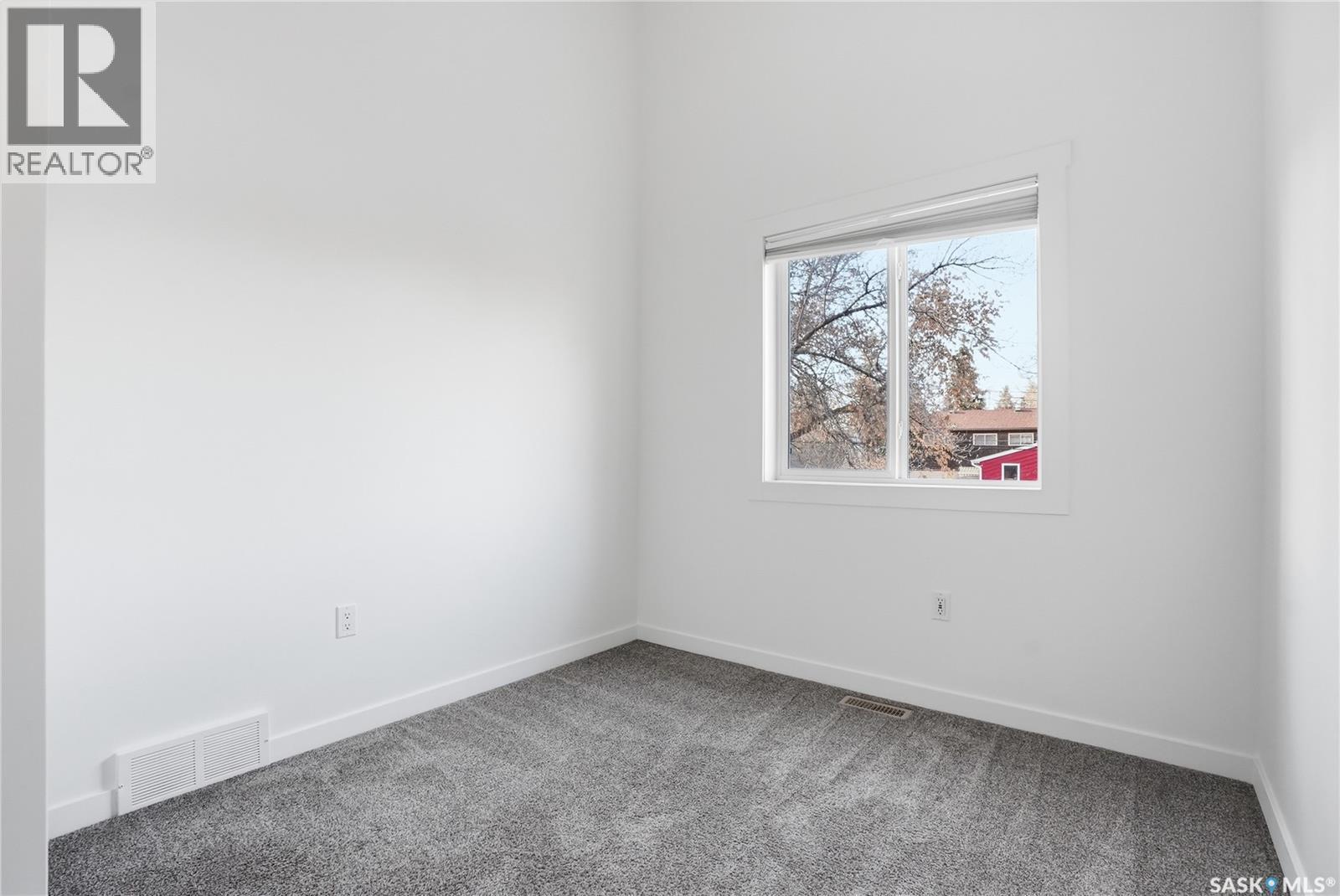 917 5Th Street E, Saskatoon, SK