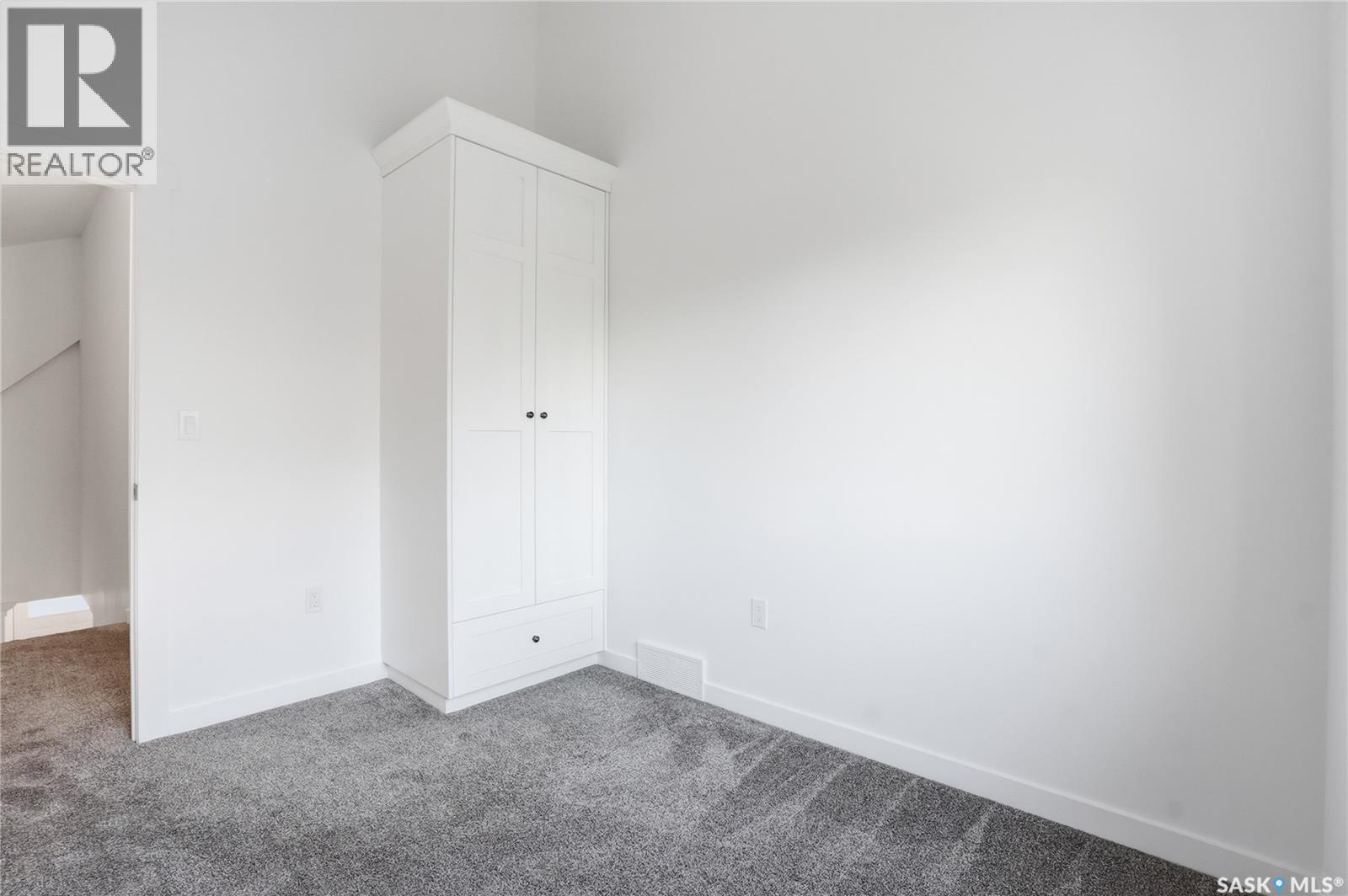 917 5Th Street E, Saskatoon, SK