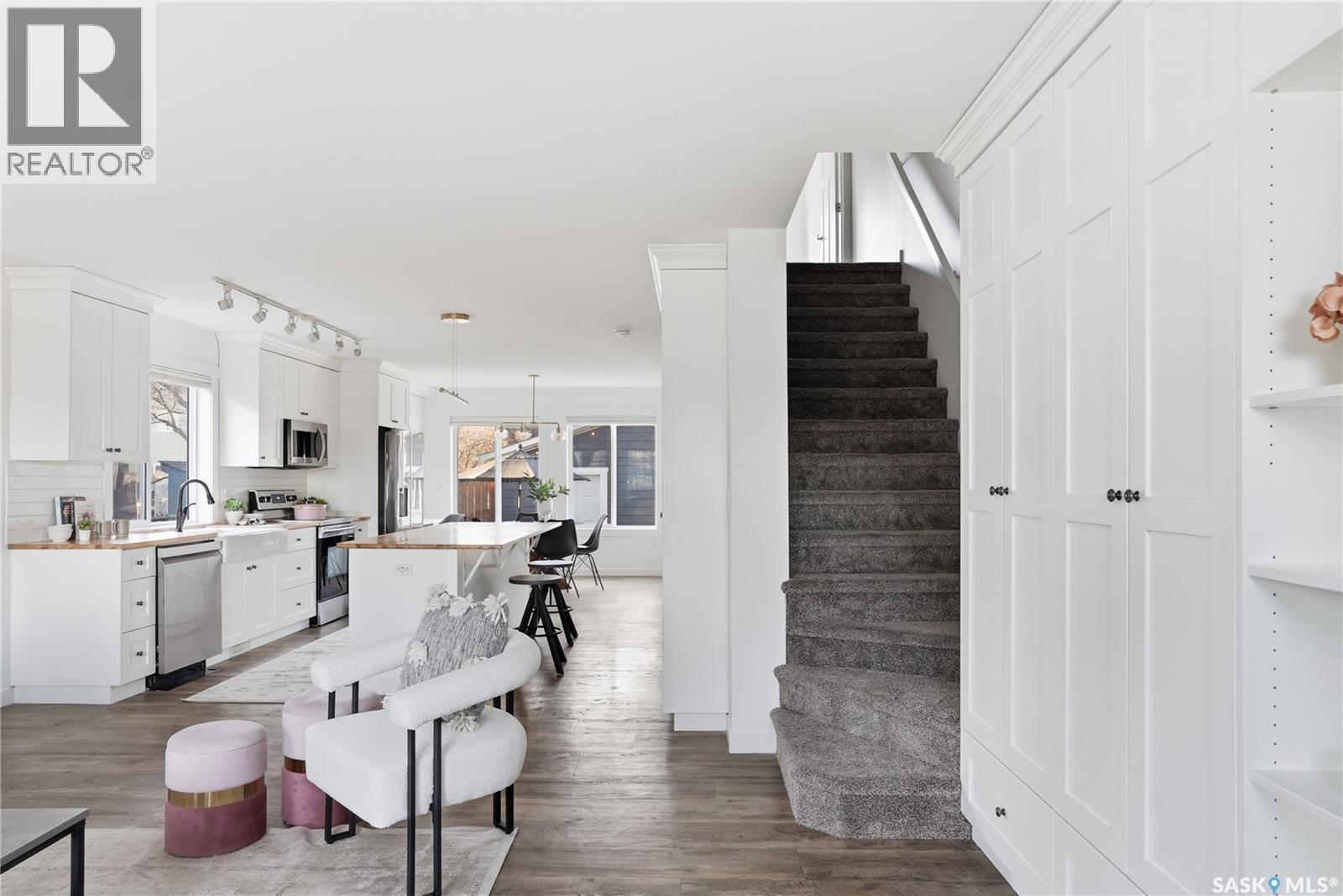 917 5Th Street E, Saskatoon, SK