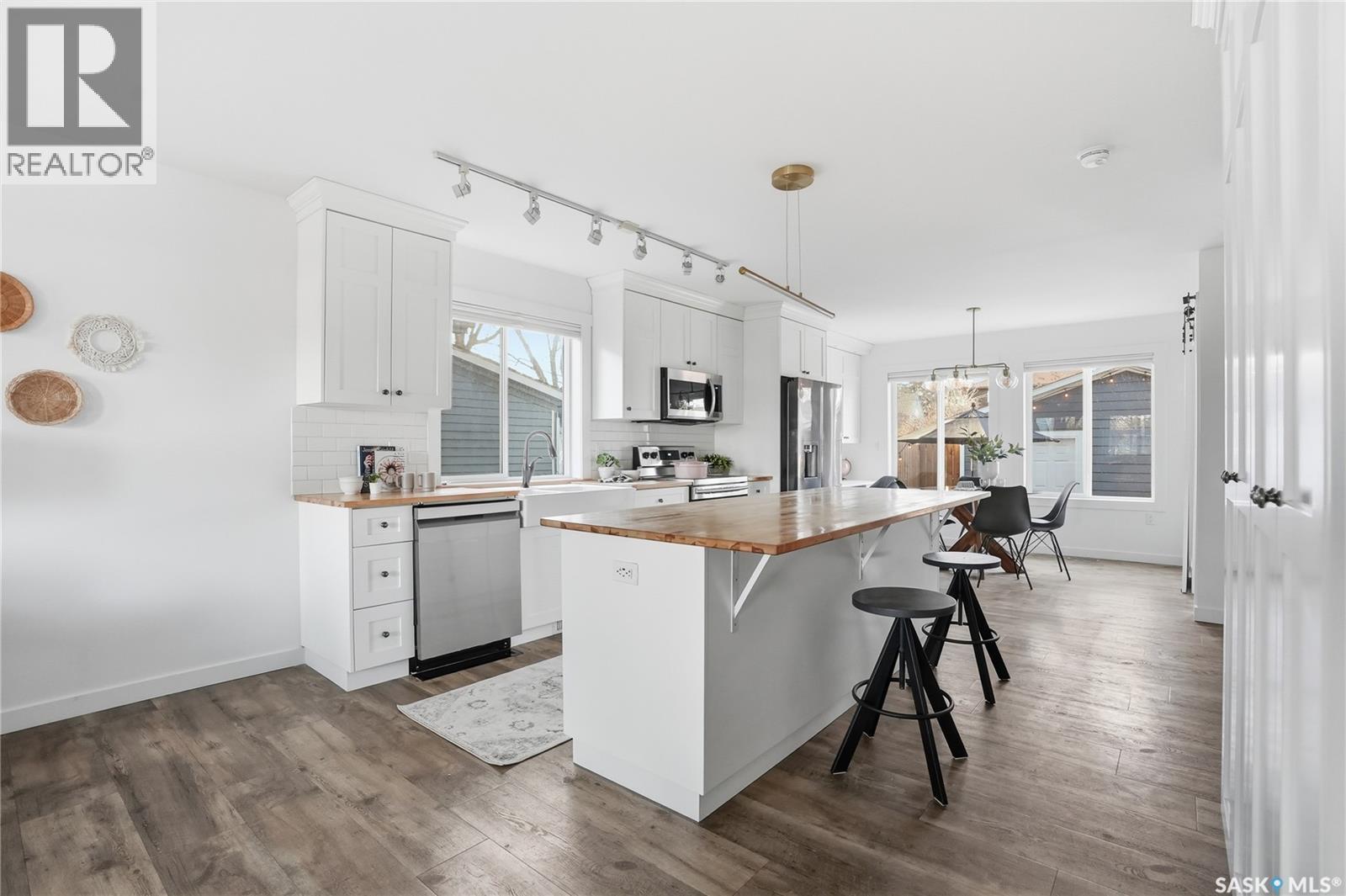 917 5Th Street E, Saskatoon, SK