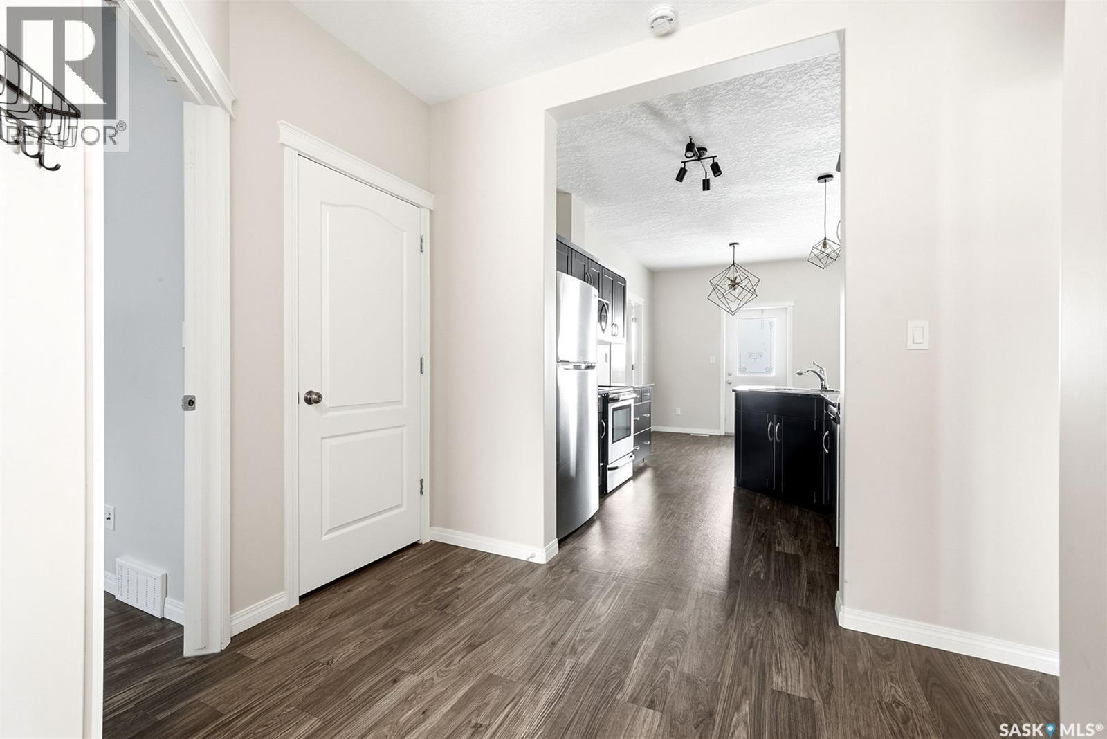 401 3826 Dewdney Avenue E, Regina, SK - Indoor Photo Showing Other Room