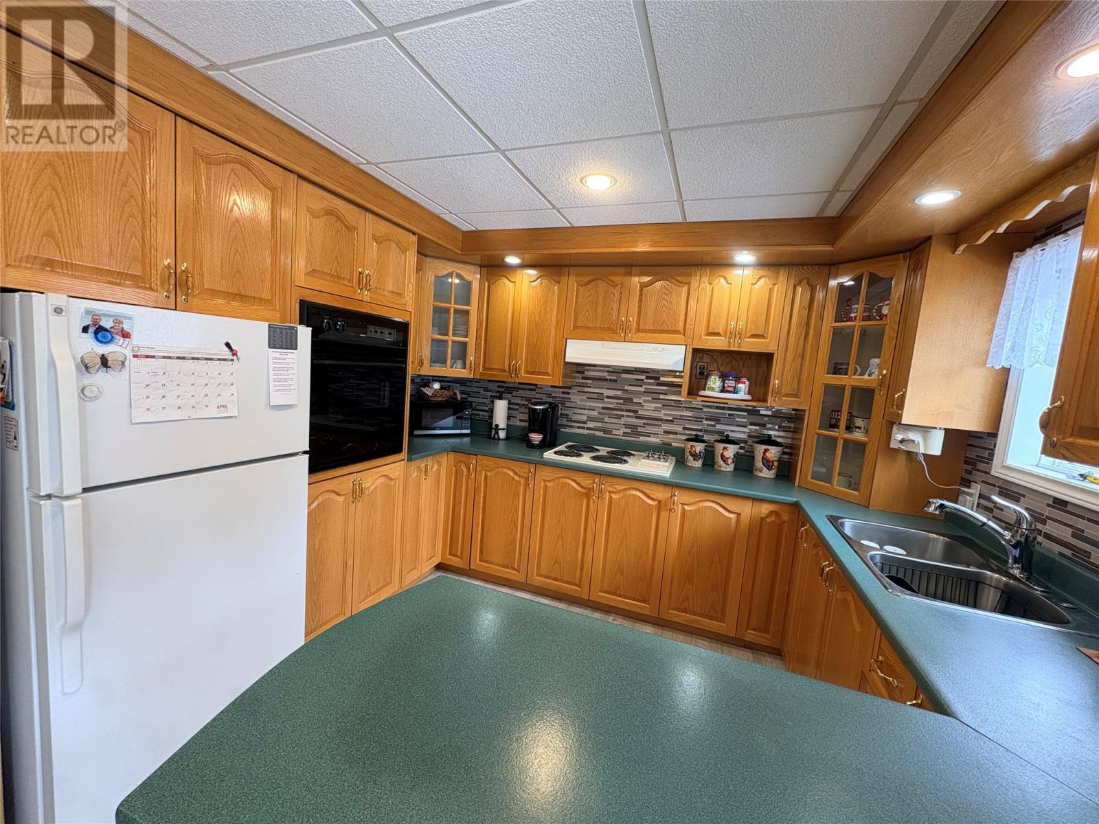 162 Main Street, Summerford, NL - Indoor Photo Showing Kitchen With Double Sink