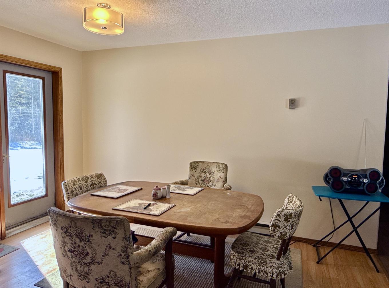 982 Hwy 608, Neebing, ON - Indoor
