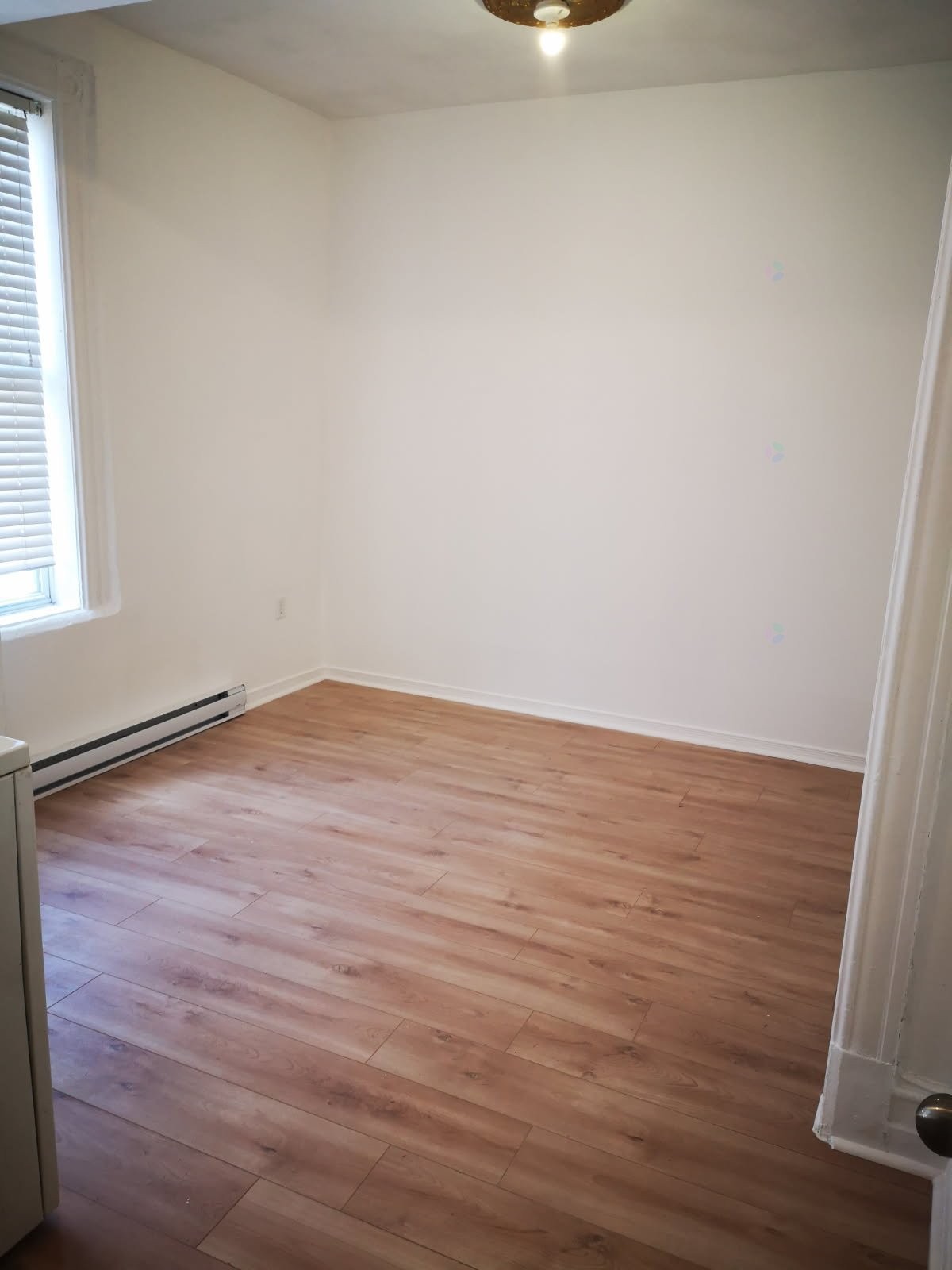 Master Bedroom - 2-975 Rue St-André, Montréal (Ville-Marie), QC - Indoor Photo Showing Other Room