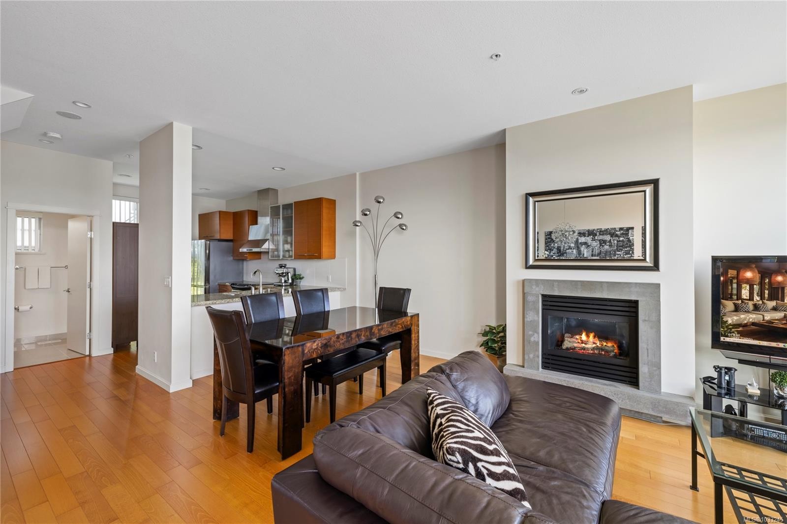 Th25-38 Front St, Nanaimo, BC