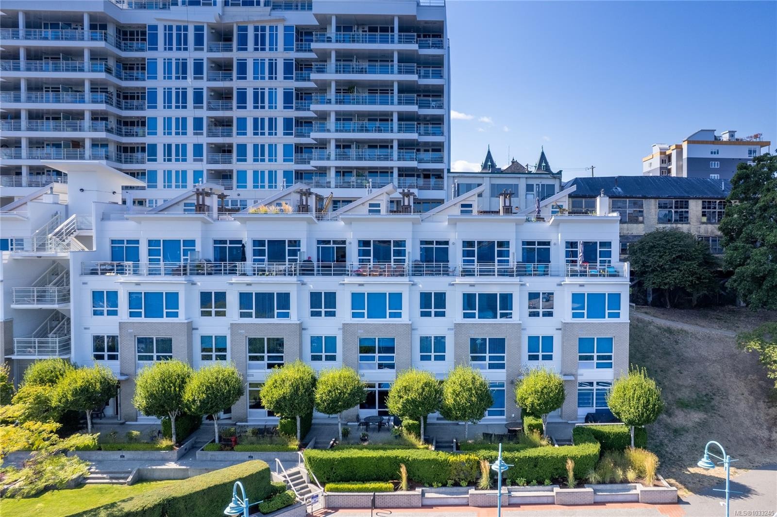 Th25-38 Front St, Nanaimo, BC