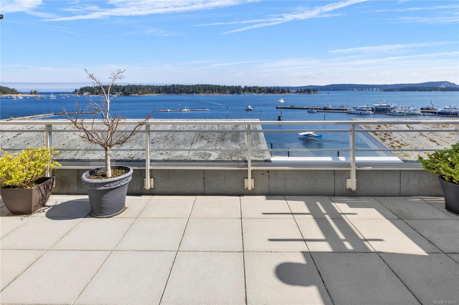 Th25-38 Front St, Nanaimo, BC