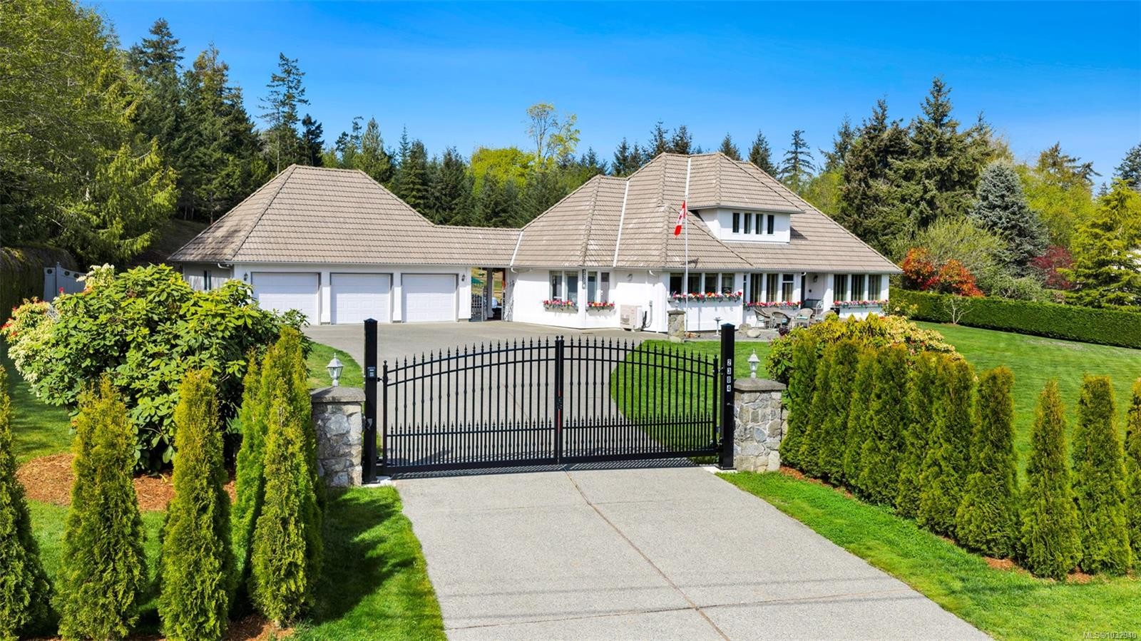 2304 Boulding Rd, Mill Bay, BC