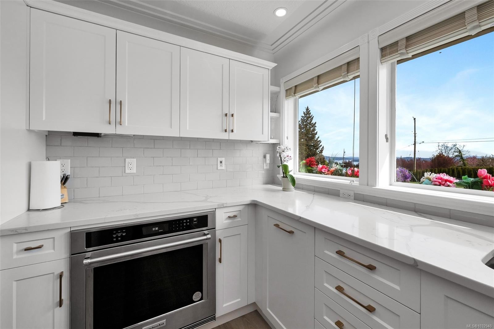 2304 Boulding Rd, Mill Bay, BC