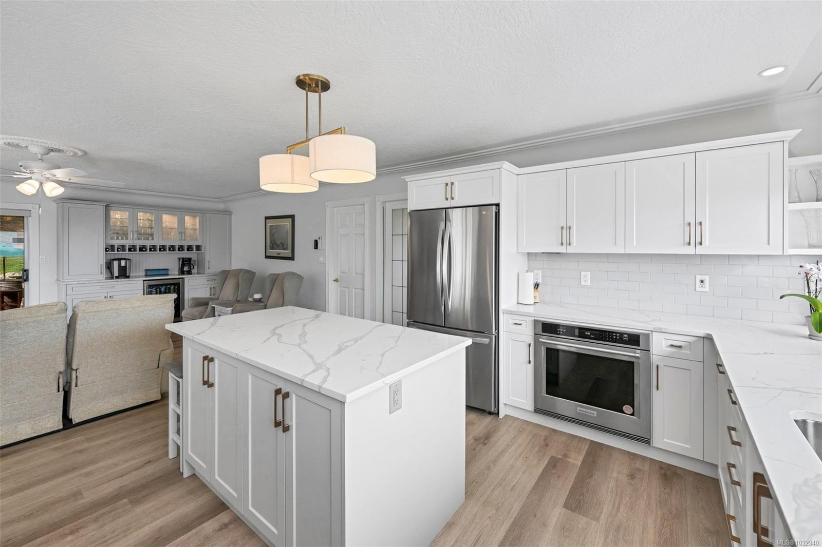 2304 Boulding Rd, Mill Bay, BC