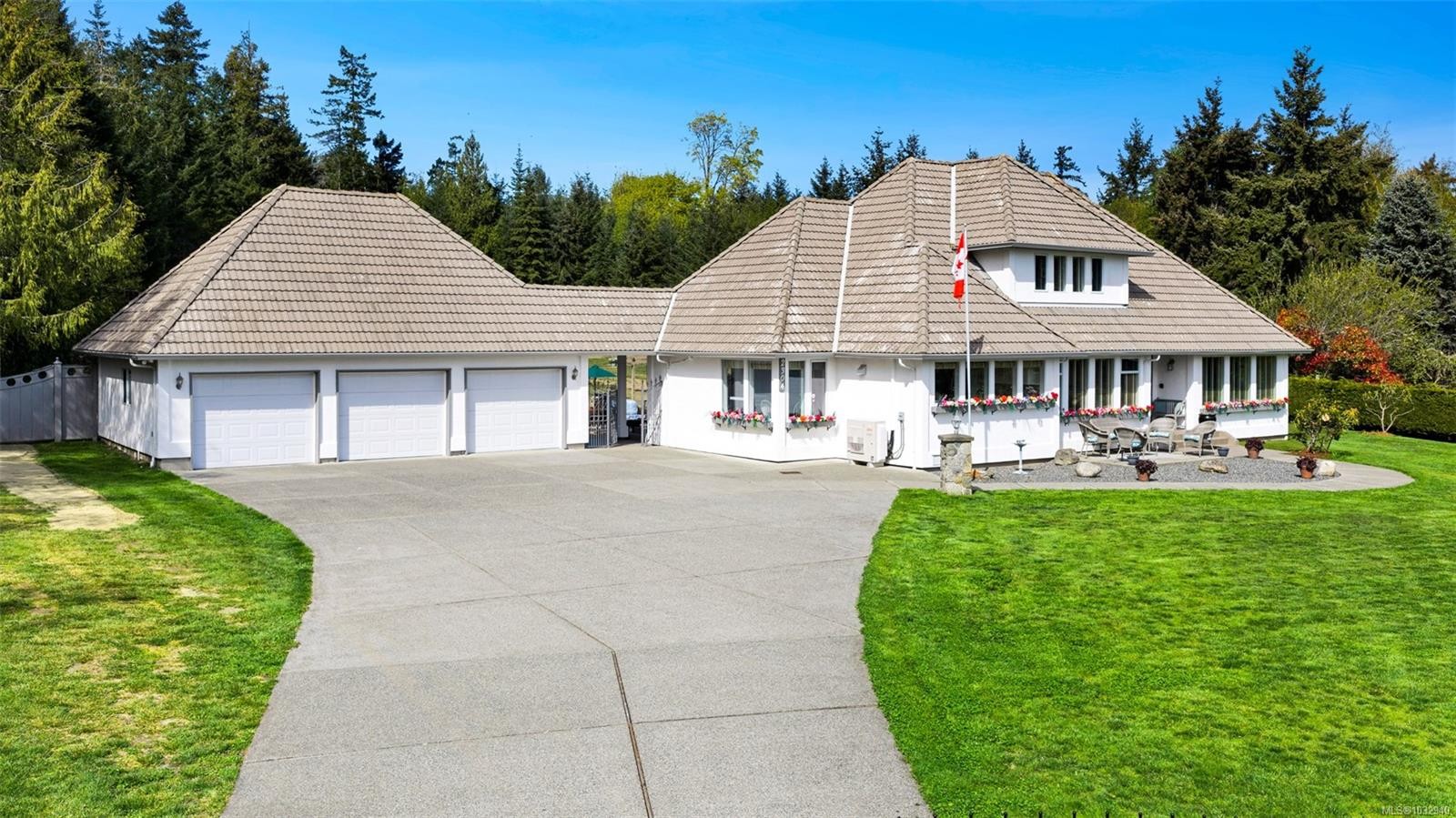 2304 Boulding Rd, Mill Bay, BC