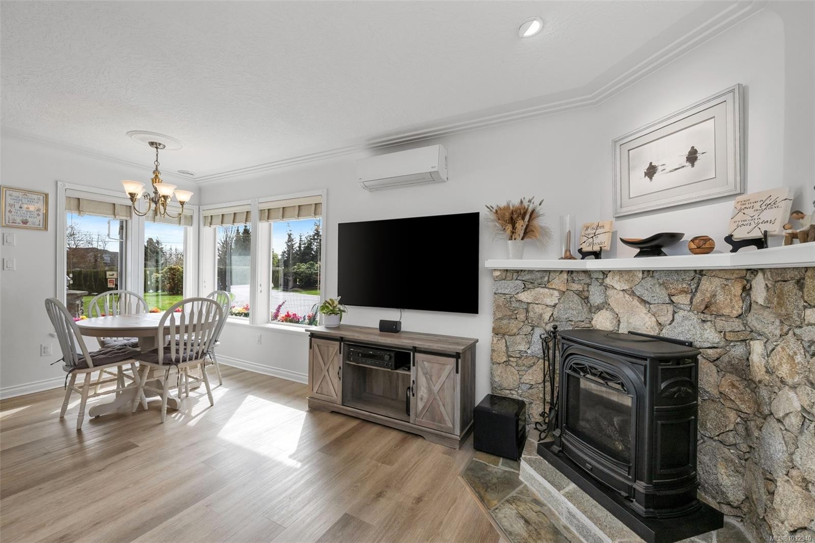 2304 Boulding Rd, Mill Bay, BC