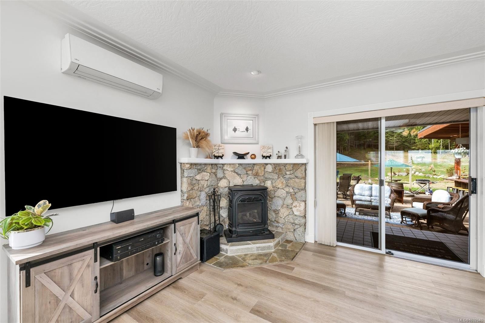 2304 Boulding Rd, Mill Bay, BC
