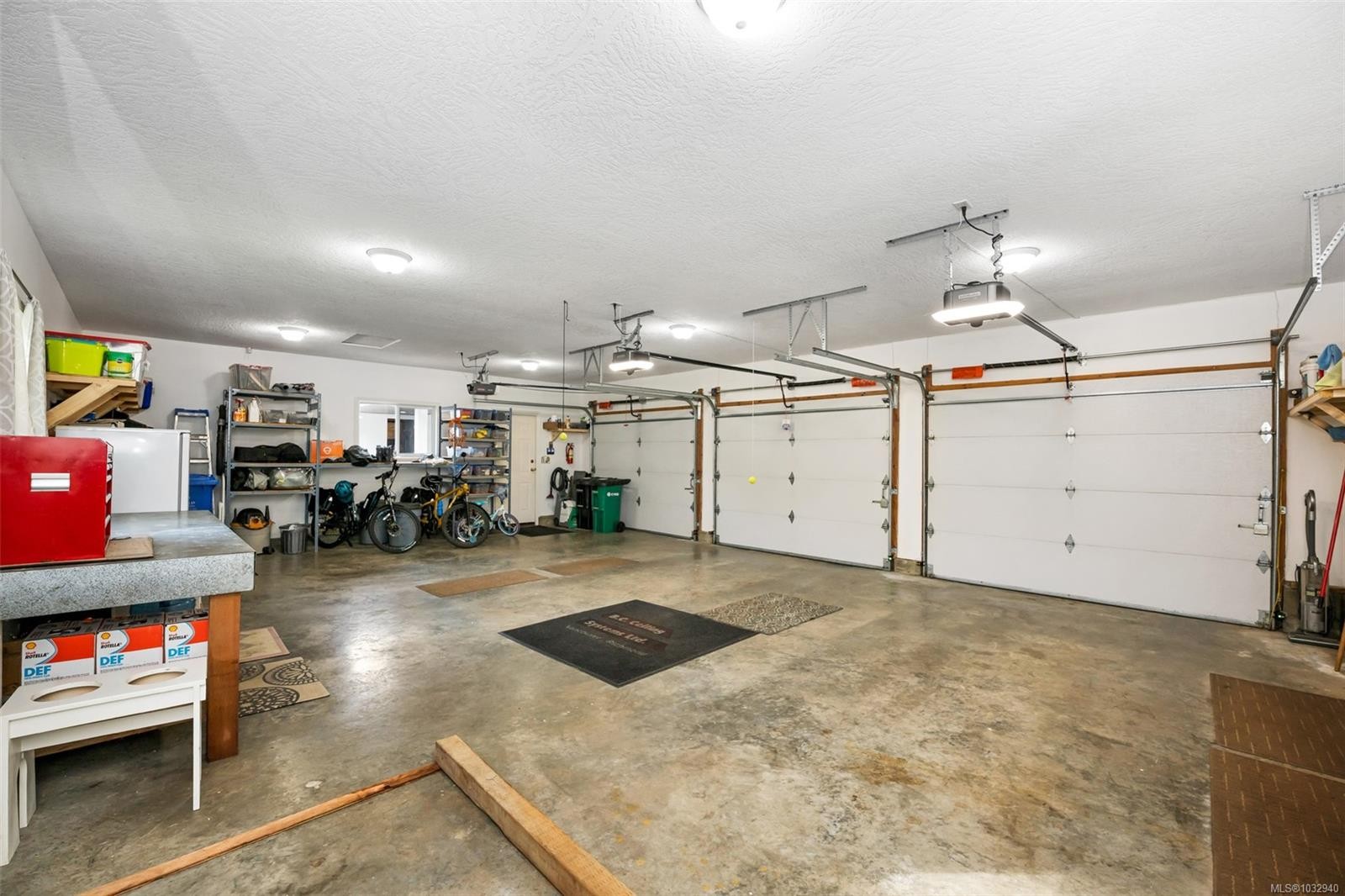 2304 Boulding Rd, Mill Bay, BC