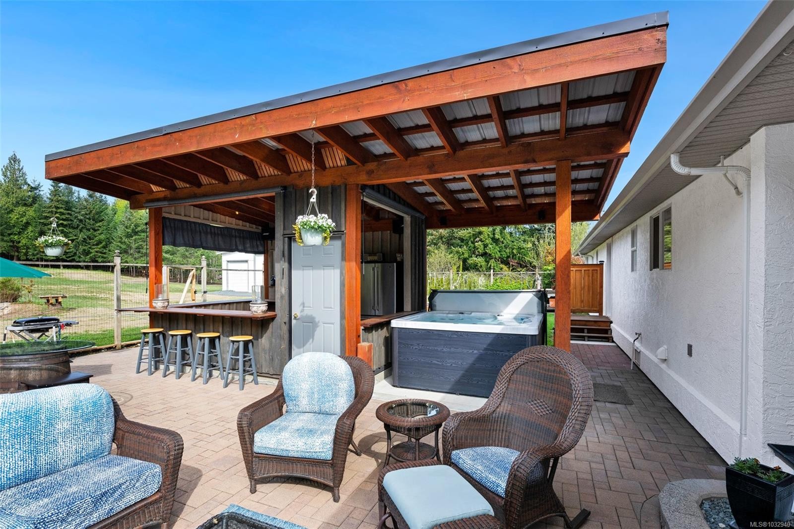 2304 Boulding Rd, Mill Bay, BC