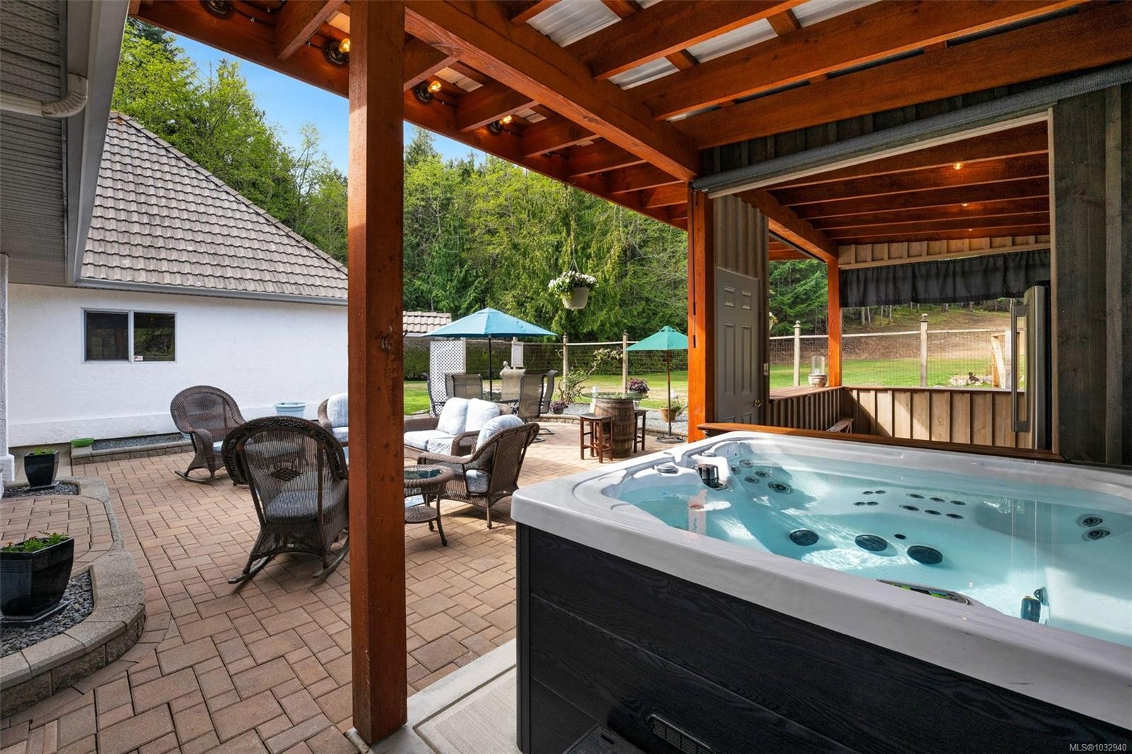 2304 Boulding Rd, Mill Bay, BC