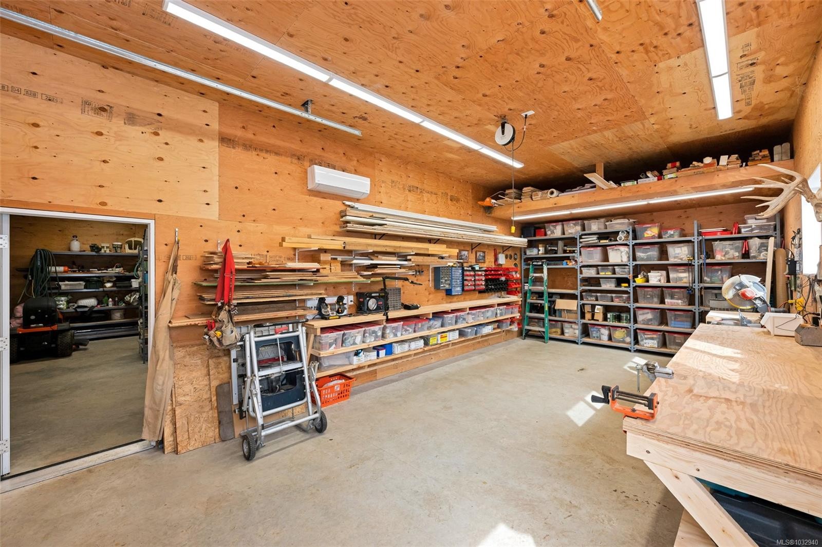 2304 Boulding Rd, Mill Bay, BC