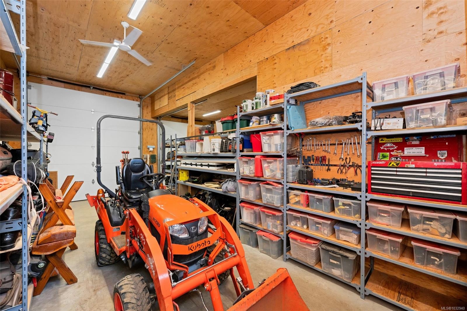 2304 Boulding Rd, Mill Bay, BC