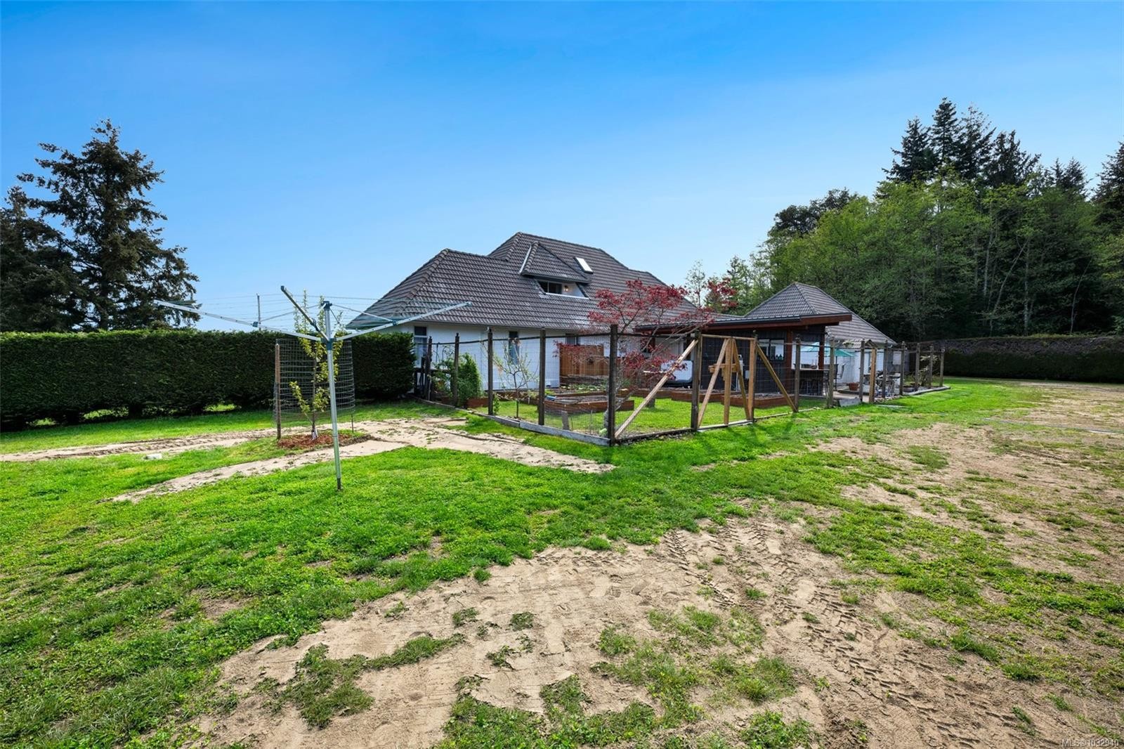 2304 Boulding Rd, Mill Bay, BC