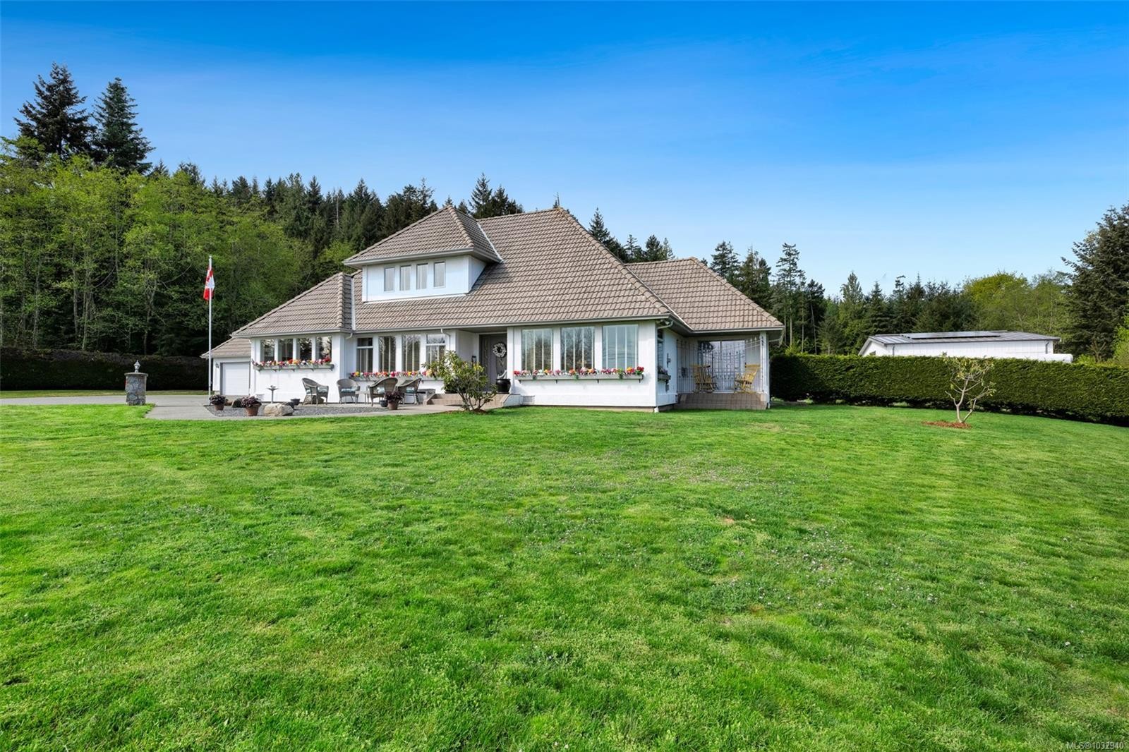 2304 Boulding Rd, Mill Bay, BC
