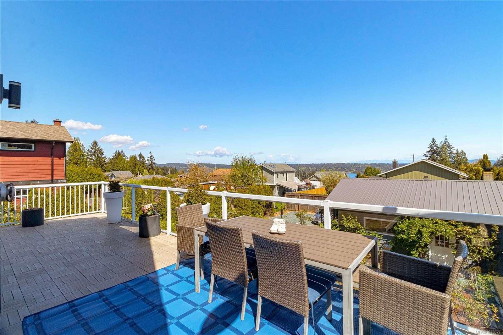 433 Davis Rd, Ladysmith, BC