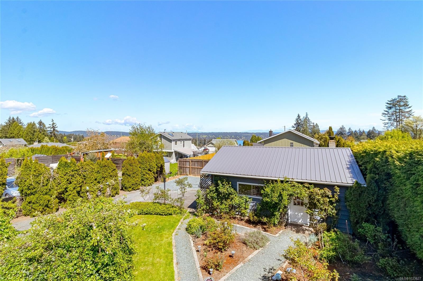 433 Davis Rd, Ladysmith, BC