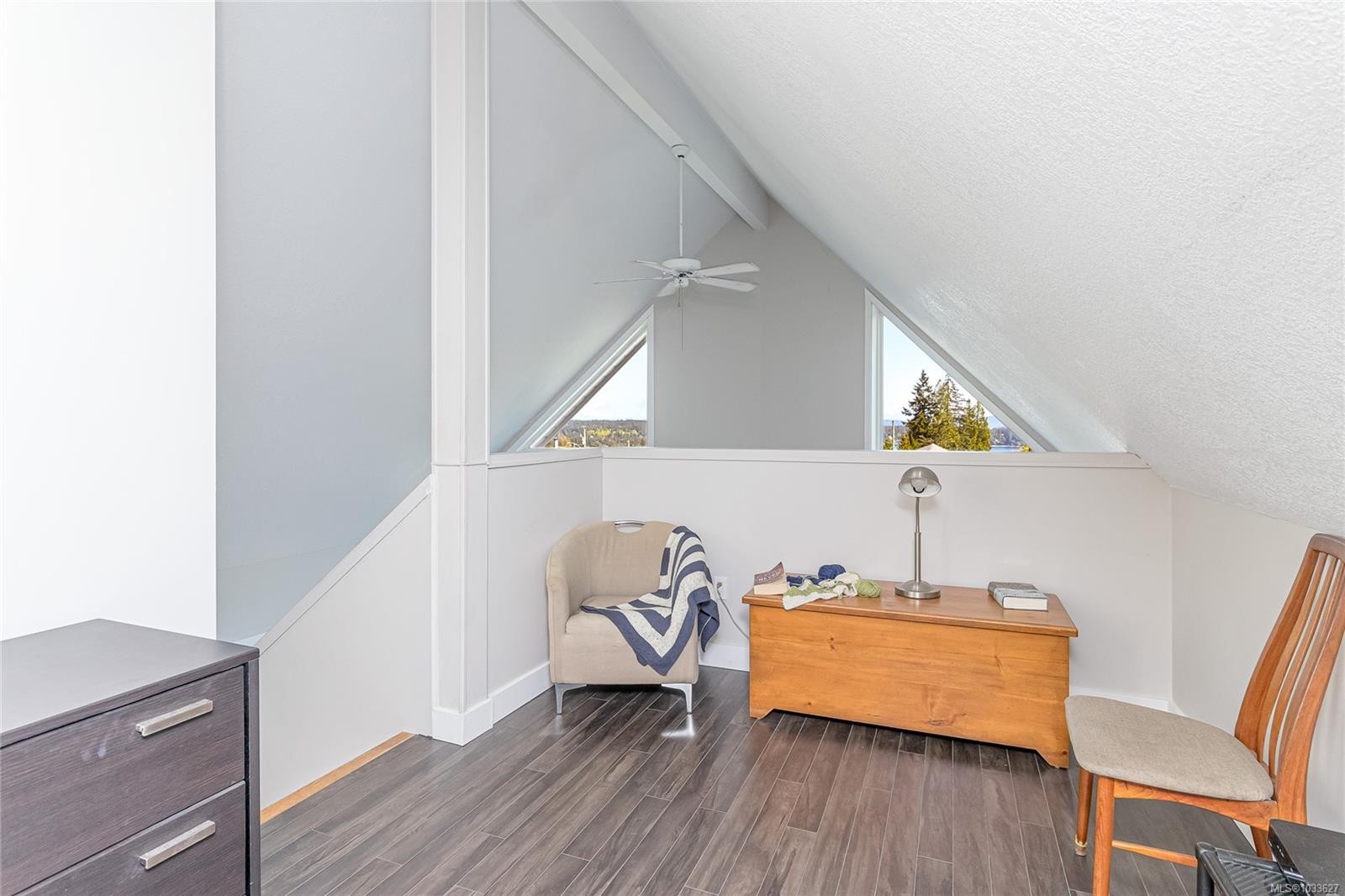 433 Davis Rd, Ladysmith, BC