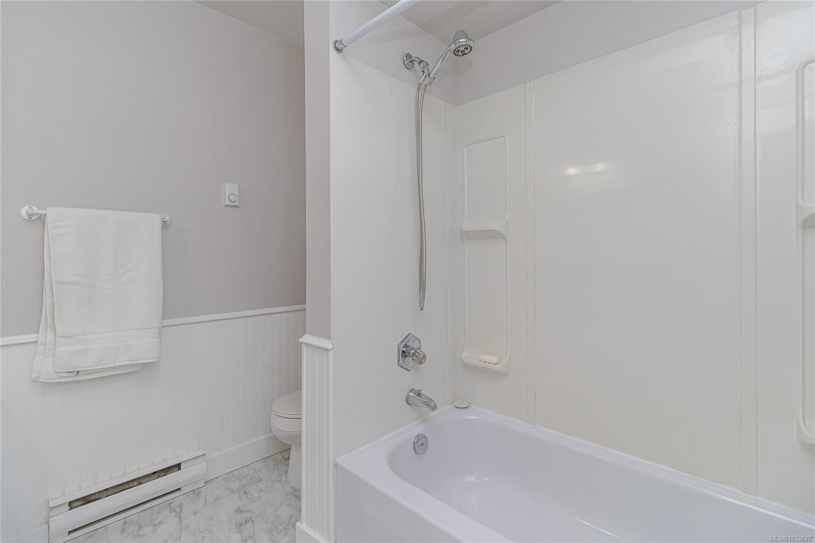 433 Davis Rd, Ladysmith, BC