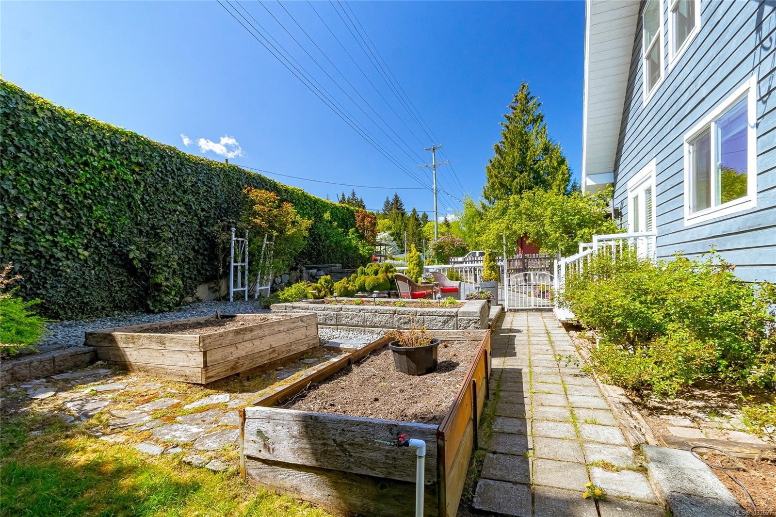 433 Davis Rd, Ladysmith, BC