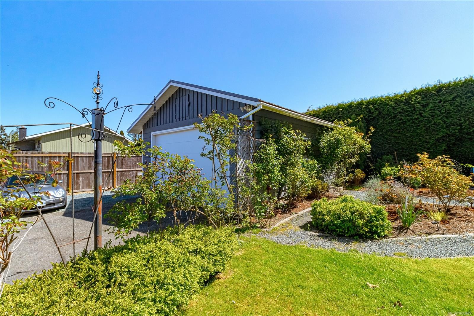 433 Davis Rd, Ladysmith, BC