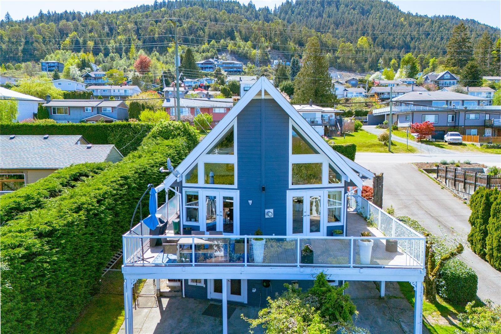 433 Davis Rd, Ladysmith, BC