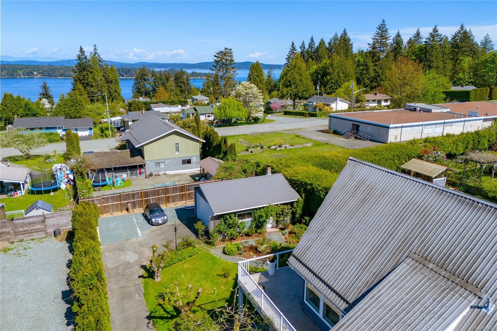433 Davis Rd, Ladysmith, BC
