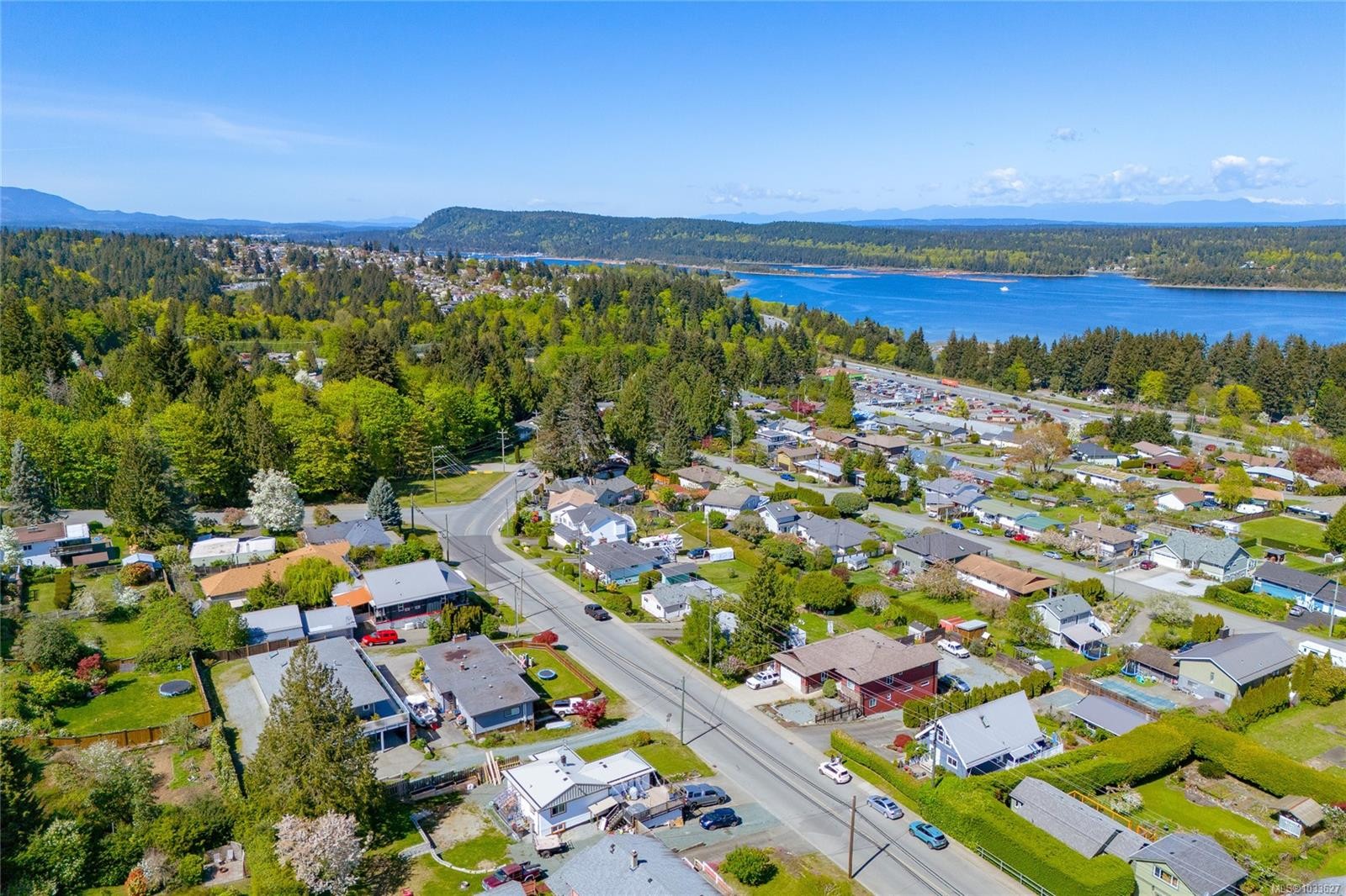433 Davis Rd, Ladysmith, BC