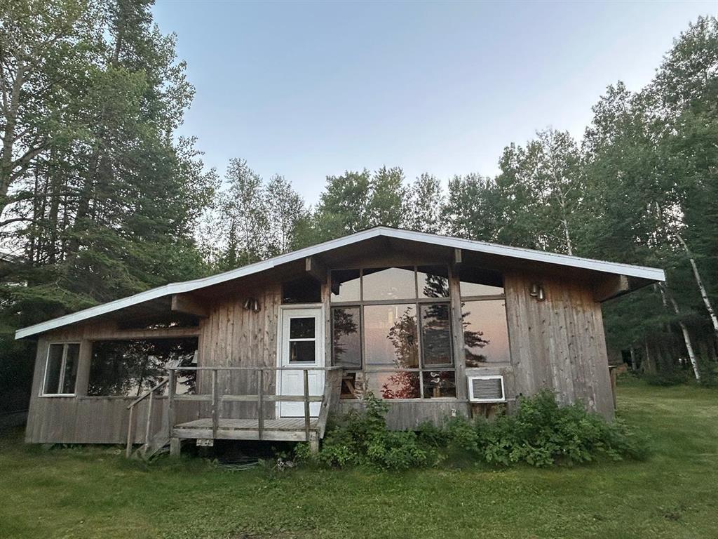 10 Leaside Beach Road, Pine Dock, MB - Outdoor