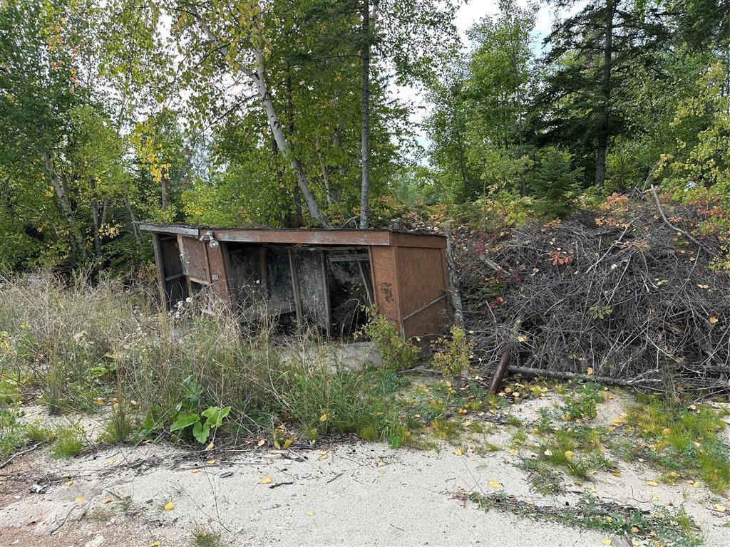 10 Leaside Beach Road, Pine Dock, MB - Outdoor