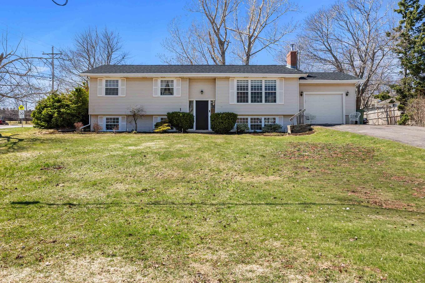 1 Braemore Avenue, Charlottetown, PE