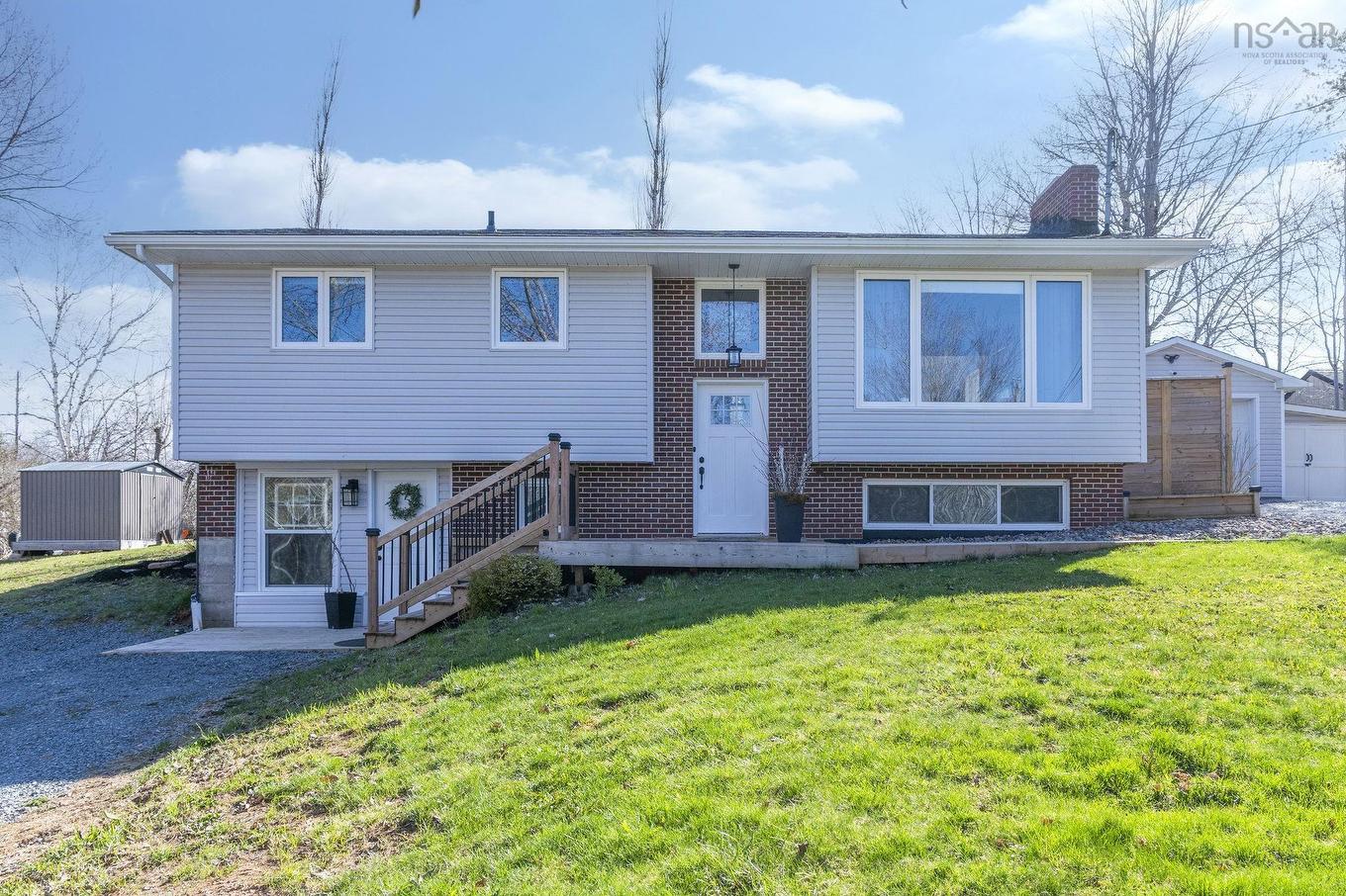 13 Logan Drive, Lantz, NS