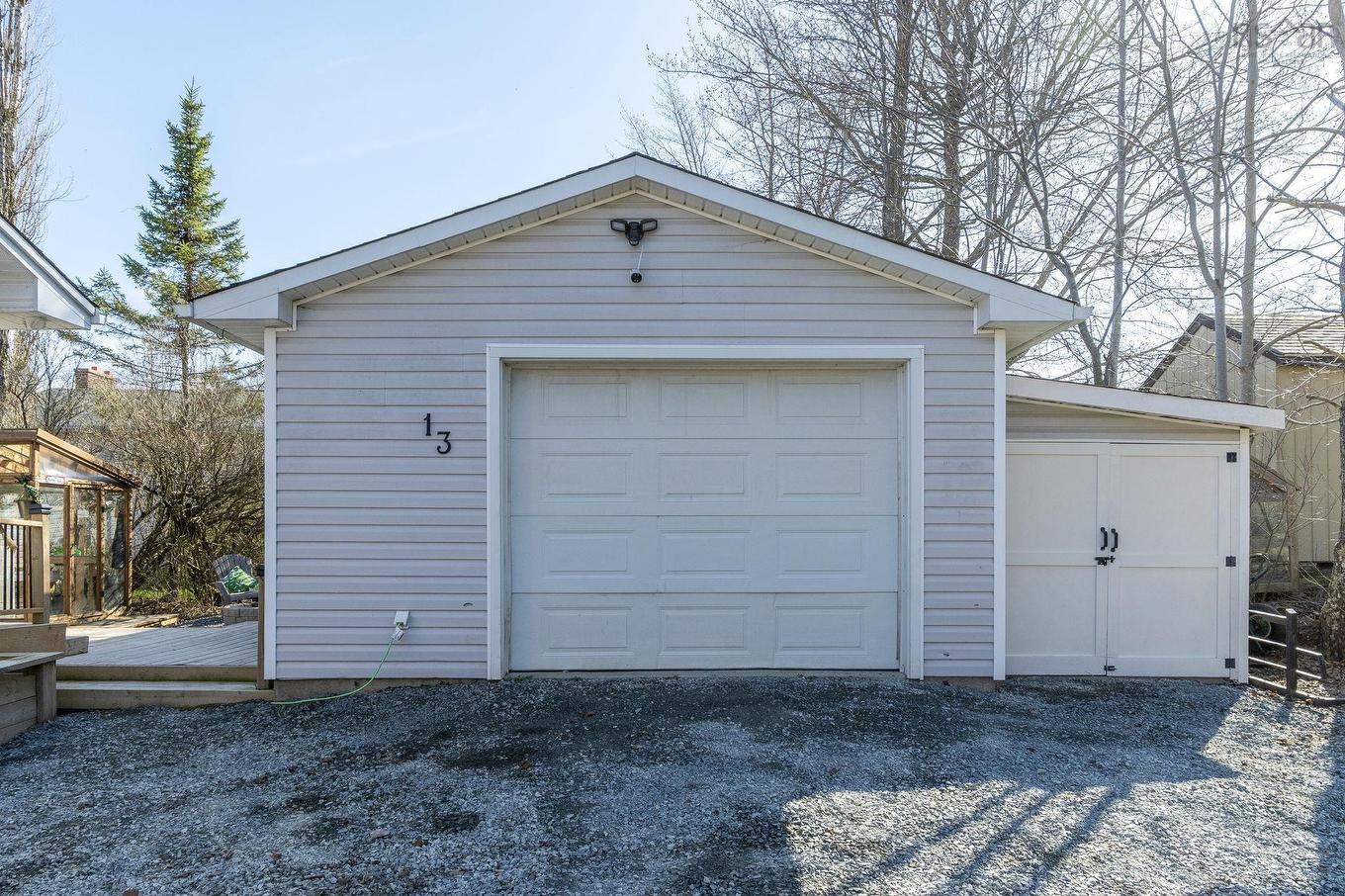13 Logan Drive, Lantz, NS